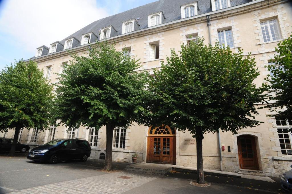 Hotellerie Saint Yves Chartres Exterior photo